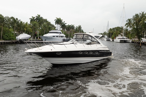 44ft Regal Yacht For Sale