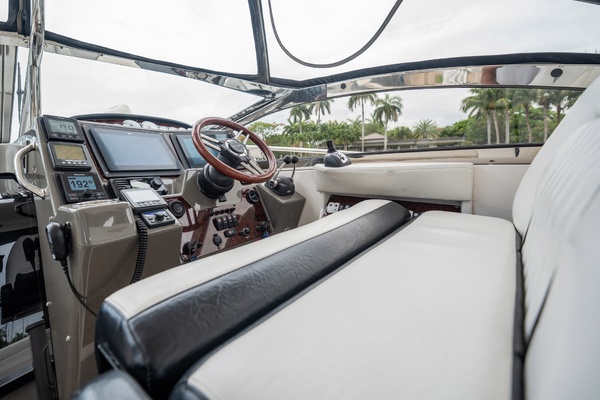 44ft Regal Yacht For Sale