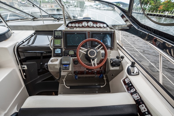 44ft Regal Yacht For Sale