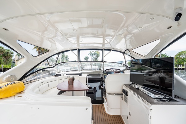 44ft Regal Yacht For Sale