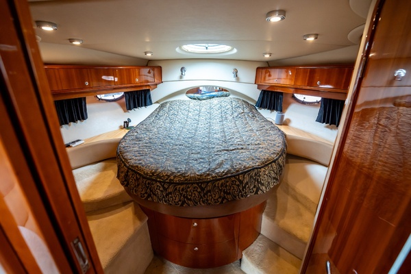 44ft Regal Yacht For Sale