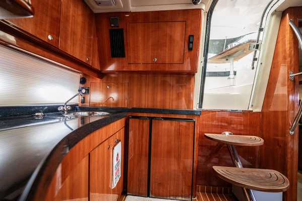 44ft Regal Yacht For Sale
