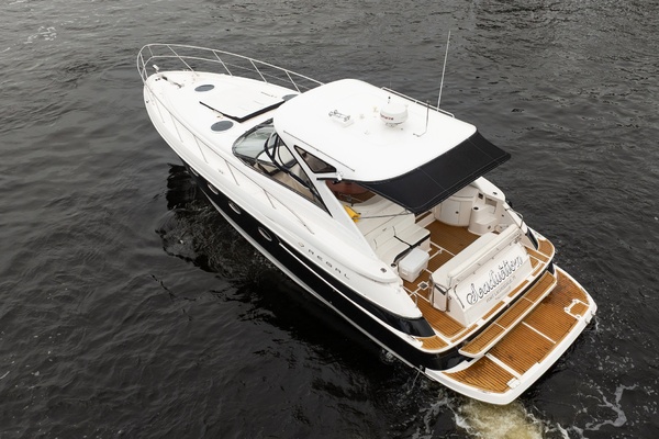44ft Regal Yacht For Sale