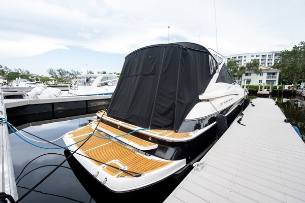 44ft Regal Yacht For Sale