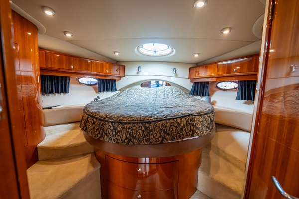 44ft Regal Yacht For Sale