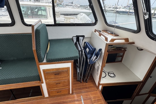 Sapphire 31ft Eastern Yacht For Sale