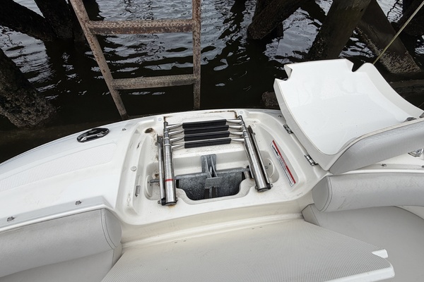 25ft Sea Ray Yacht For Sale