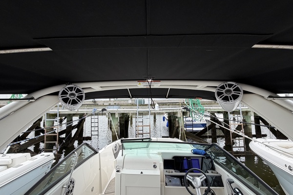 25ft Sea Ray Yacht For Sale