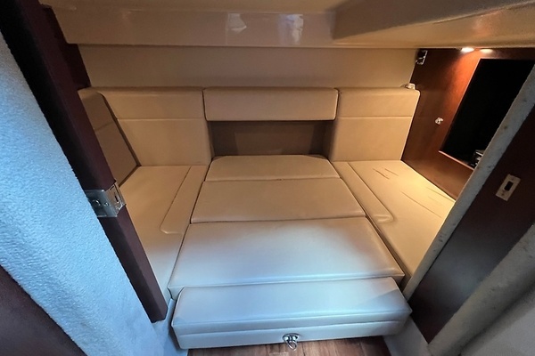 Pulling Chocks 33ft Chaparral Yacht For Sale