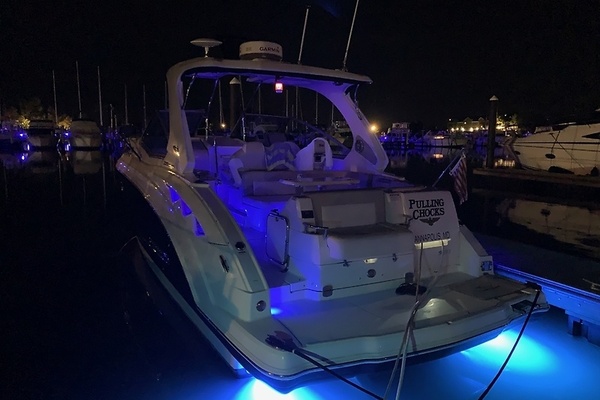Pulling Chocks 33ft Chaparral Yacht For Sale