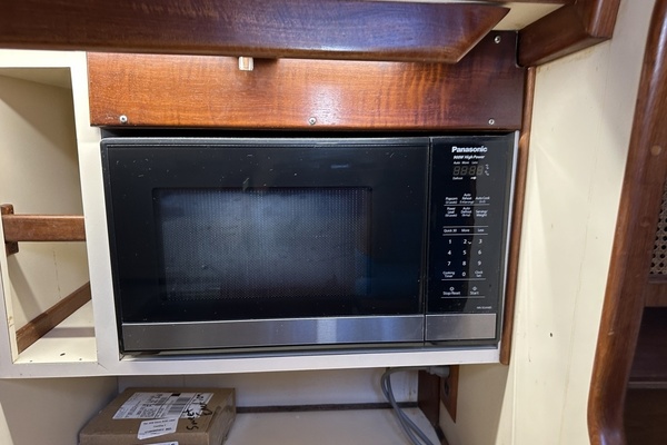 Sweet Emotion 42ft Endeavour Yacht For Sale