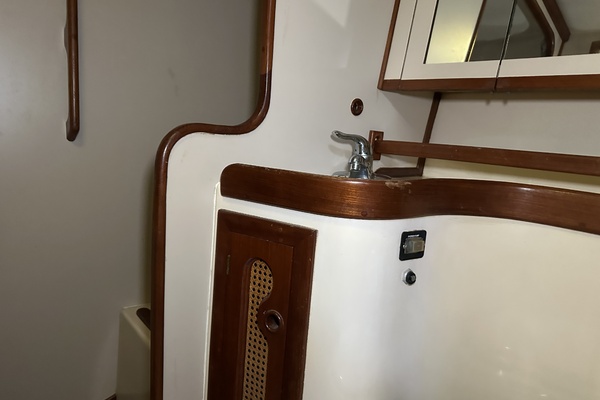 Sweet Emotion 42ft Endeavour Yacht For Sale