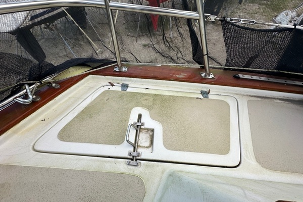 Sweet Emotion 42ft Endeavour Yacht For Sale