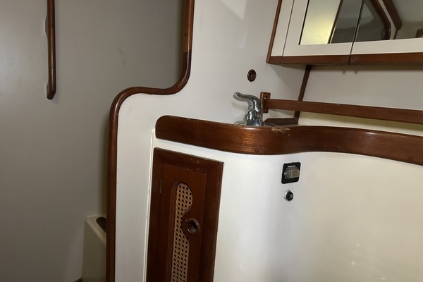 Sweet Emotion 42ft Endeavour Yacht For Sale