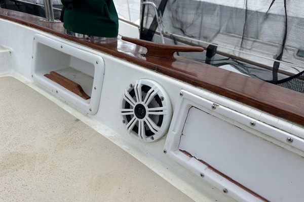Sweet Emotion 42ft Endeavour Yacht For Sale