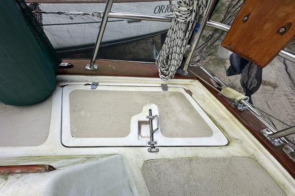 Sweet Emotion 42ft Endeavour Yacht For Sale