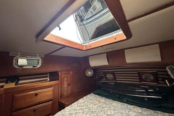 Sweet Emotion 42ft Endeavour Yacht For Sale