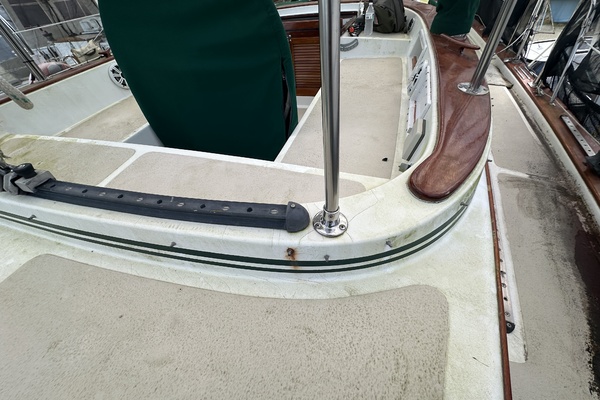 Sweet Emotion 42ft Endeavour Yacht For Sale