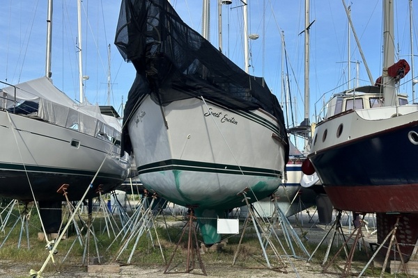 Sweet Emotion 42ft Endeavour Yacht For Sale