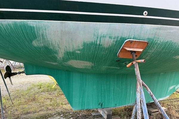 Sweet Emotion 42ft Endeavour Yacht For Sale