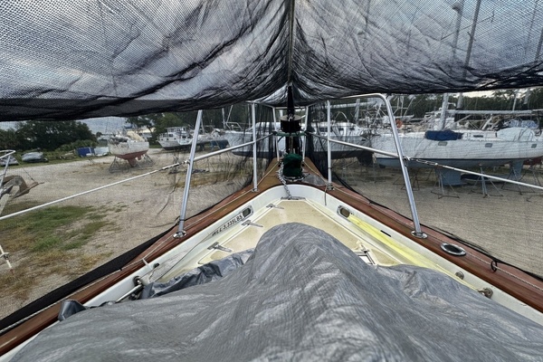 Sweet Emotion 42ft Endeavour Yacht For Sale
