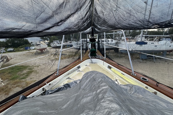 Sweet Emotion 42ft Endeavour Yacht For Sale