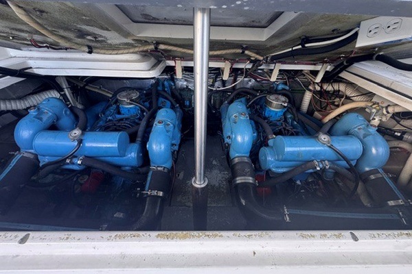 33ft Tiara Yachts Yacht For Sale