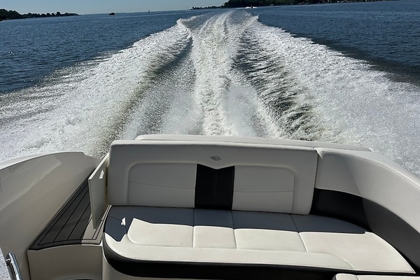 Aim High 33ft Chaparral Yacht For Sale
