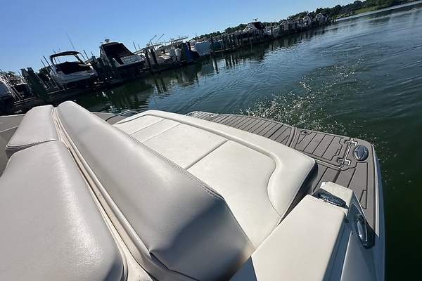Aim High 33ft Chaparral Yacht For Sale