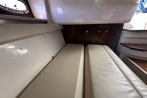 Aim High 33ft Chaparral Yacht For Sale