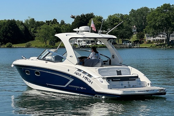 Aim High 33ft Chaparral Yacht For Sale