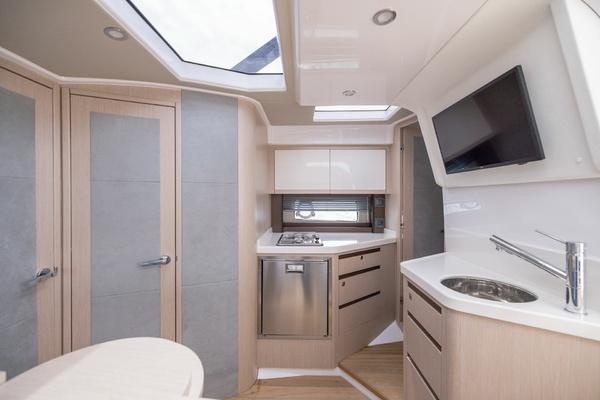 36ft Focus Motor Yachts Yacht For Sale