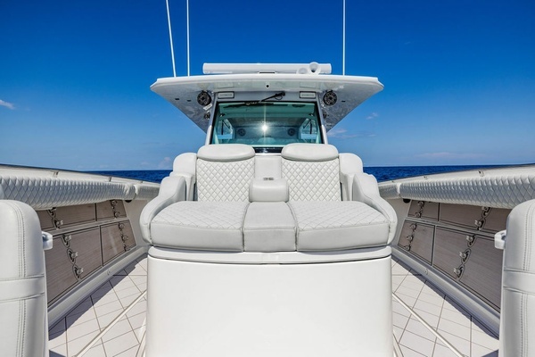 HCB Suenos Yacht For Sale