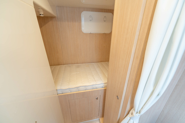 Azimut Seadeck 6 Yacht For Sale