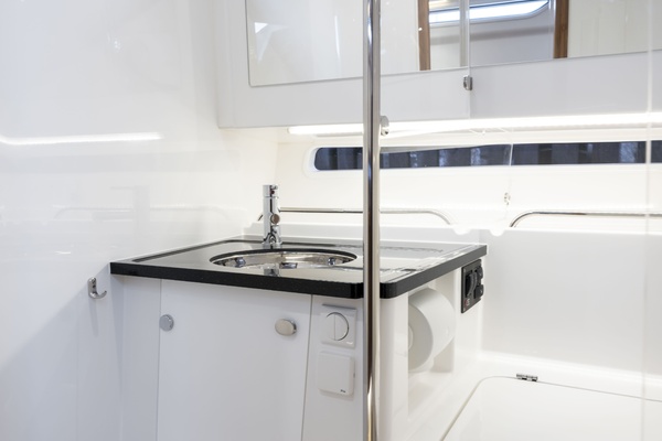 42ft Nimbus Yacht For Sale