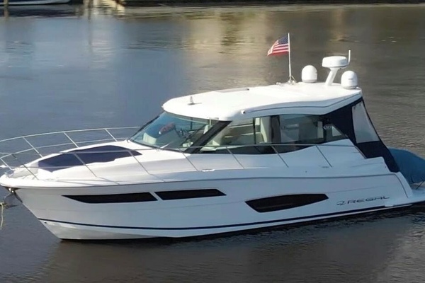 38-ft-Regal-2022-38 Grand Coupe-Fox Yot Jacksonville Florida United States  yacht for sale