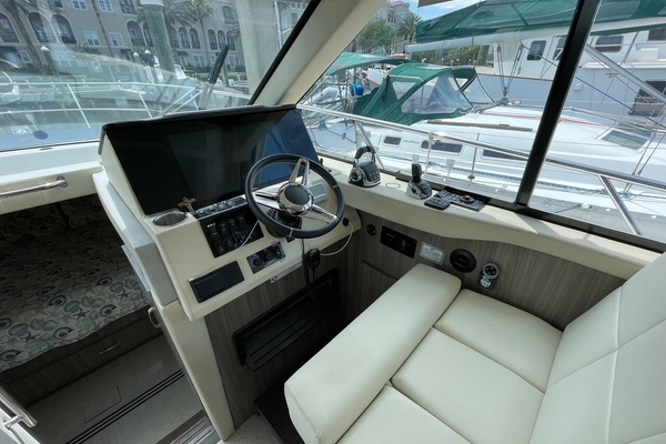 Fox Yot 38ft Regal Yacht For Sale