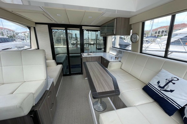Fox Yot 38ft Regal Yacht For Sale