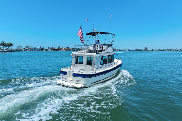 Escape 31ft Camano Yacht For Sale