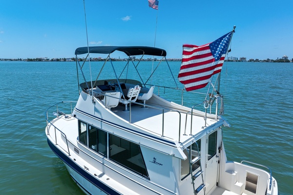 Escape 31ft Camano Yacht For Sale