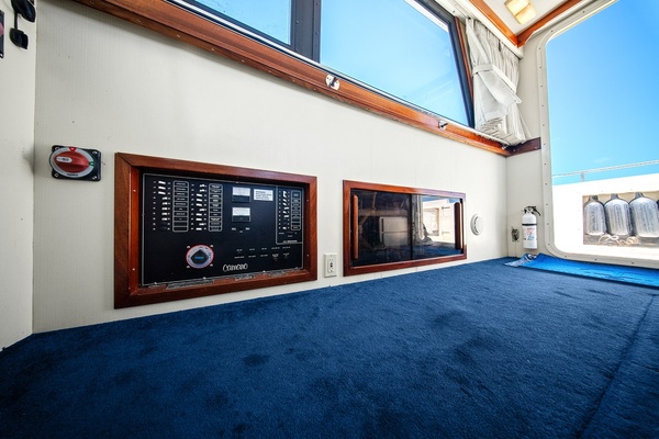 Escape 31ft Camano Yacht For Sale