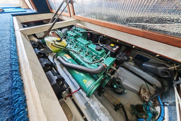 Escape 31ft Camano Yacht For Sale