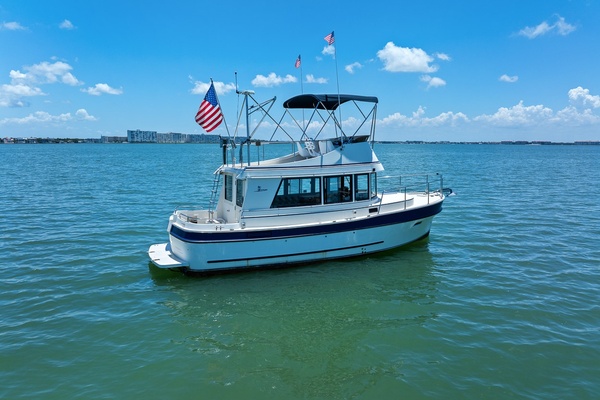 Escape 31ft Camano Yacht For Sale