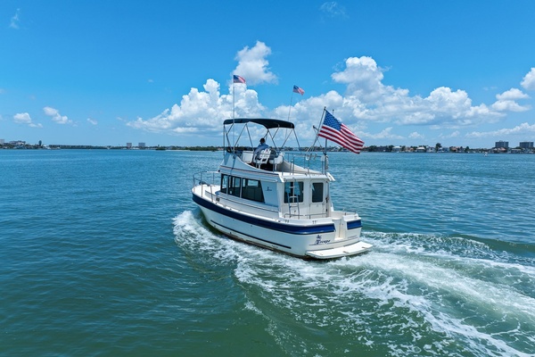 Escape 31ft Camano Yacht For Sale