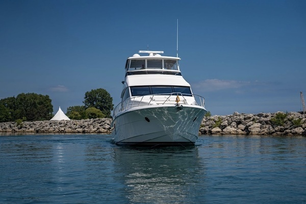 2017 Hatteras 60