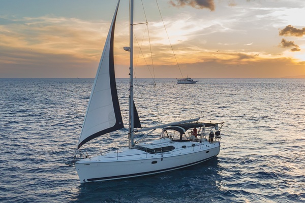 Praha 45ft Hunter Yacht For Sale