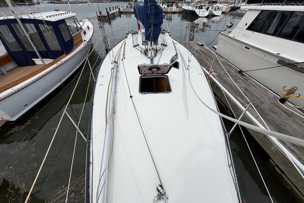 Relentless 35ft C amp C Yacht For Sale