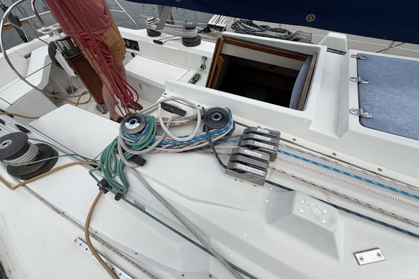 Relentless 35ft C amp C Yacht For Sale