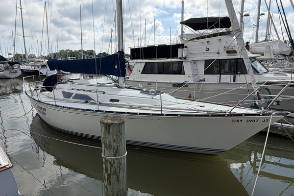 35-ft-C&C-1987-C&C 35-3-Relentless Rochester New York United States  yacht for sale