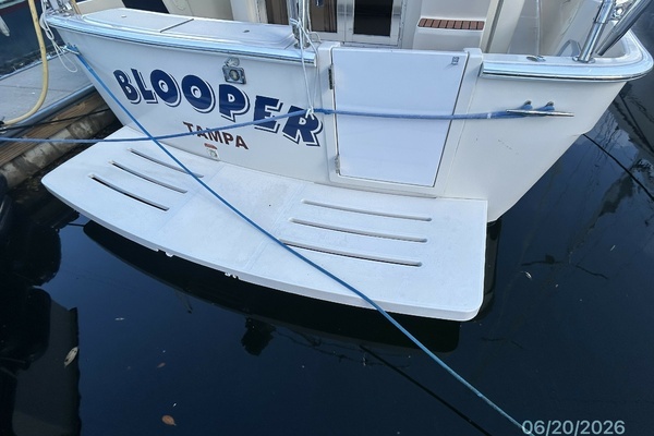2004 Mainship 40